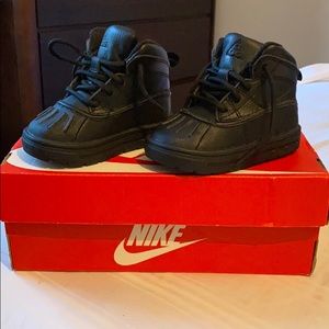 Nike boots kids